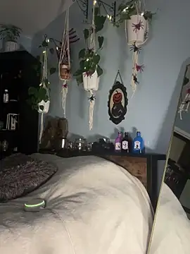 AlessasRoom online show from October 26, 6:03 pm