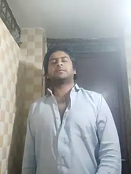 indihotguy online show from February 13, 8:34 pm