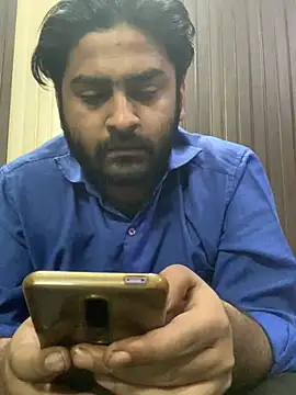 Snapshot of indihotguy chatting on March 19, 1:51 pm indihotguy online show from March 19, 1:51 pm