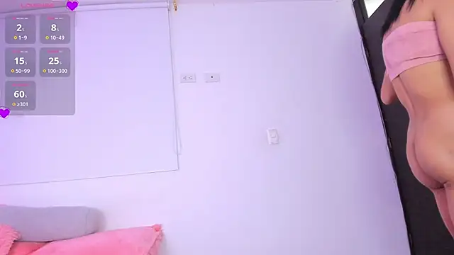 NicoleJaymes  online show from December 30, 11:28 pm