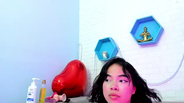 CATTLEYA BIANCHI145 online show from February 8, 10:19 pm