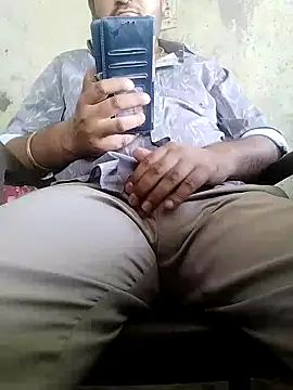 r379 online show from November 3, 6:14 am