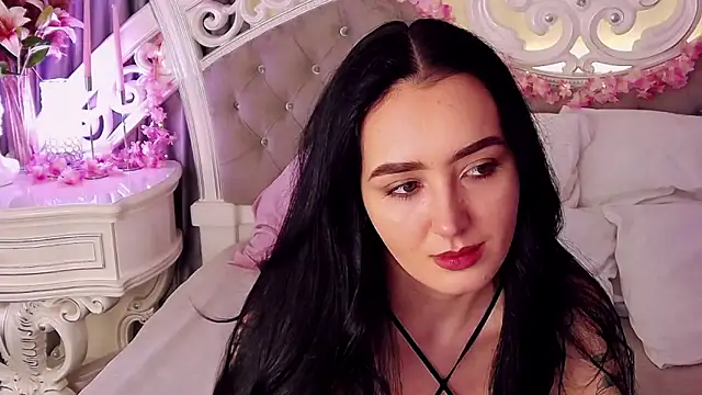 KimKhallifa online show from February 18, 5:25 am