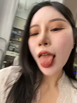 Caicai-a online show from March 30, 8:48 am