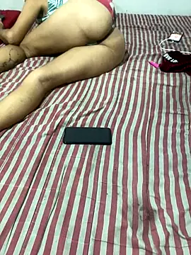 casalhot2533 online show from November 18, 4:11 pm