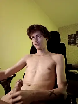 HalloMarcy online show from November 4, 4:39 pm