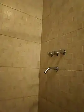 Snapshot of sweetwoman01 chatting on February 19, 2:12 am sweetwoman01 online show from February 19, 2:12 am