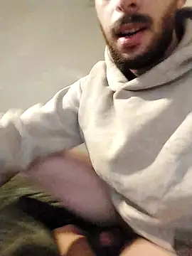 Snapshot of Levi_Latino chatting on September 16, 5:25 pm Levi Latino online show from September 16, 5:25 pm