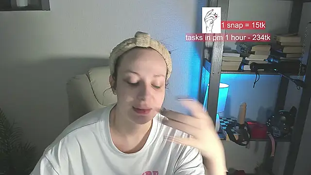 worship vika online show from February 23, 9:55 am