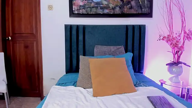 EloiseQuinn online show from January 20, 11:56 am