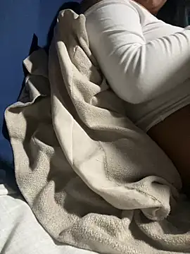 Ninabrunette18 online show from March 5, 5:40 am