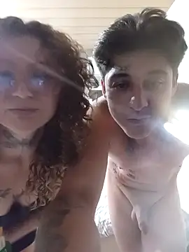 Snapshot of Phann_J_Casal chatting on November 11, 12:10 am Phann J Casal online show from November 11, 12:10 am