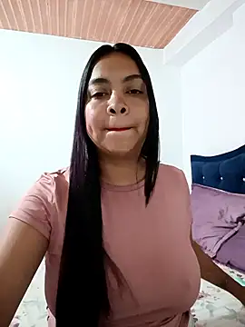 Brendabluee online show from February 17, 8:26 pm