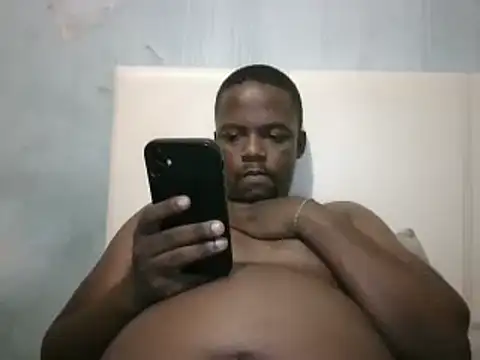 Snapshot of ThamiXX chatting on January 12, 11:04 pm ThamiXX online show from January 12, 11:04 pm