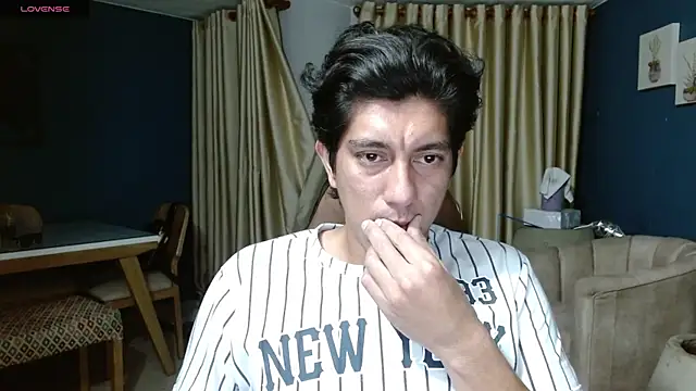 Snapshot of Noah-cock chatting on July 19, 12:36 am Noah-cock online show from July 19, 12:36 am