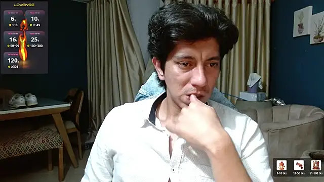 Snapshot of Noah-cock chatting on July 21, 4:04 am Noah-cock online show from July 21, 4:04 am