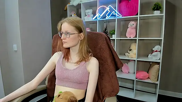 Snapshot of ElizabethHarpper chatting on January 30, 2:25 pm ElizabethHarpper online show from January 30, 2:25 pm