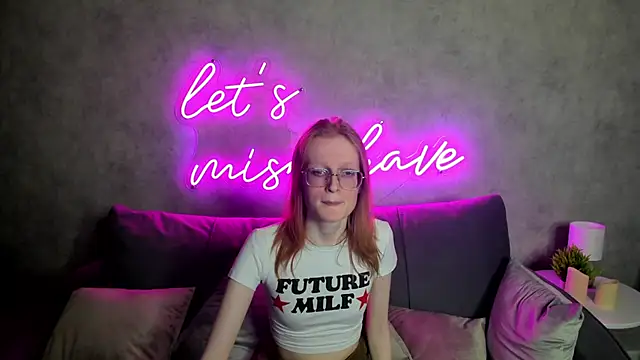 Snapshot of ElizabethHarpper chatting on February 1, 2:13 pm ElizabethHarpper online show from February 1, 2:13 pm