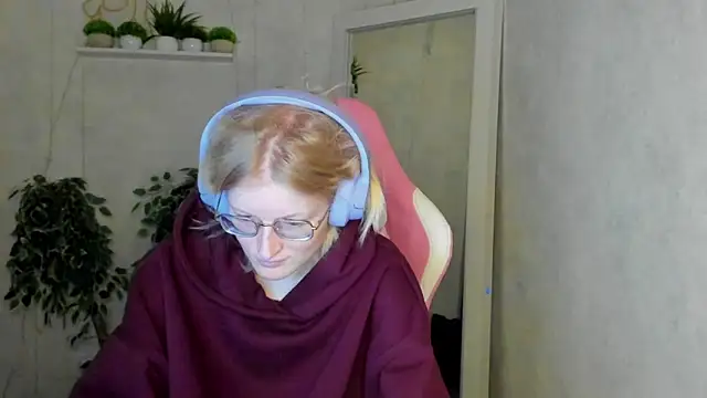 ElizabethHarpper online show from November 29, 12:57 am