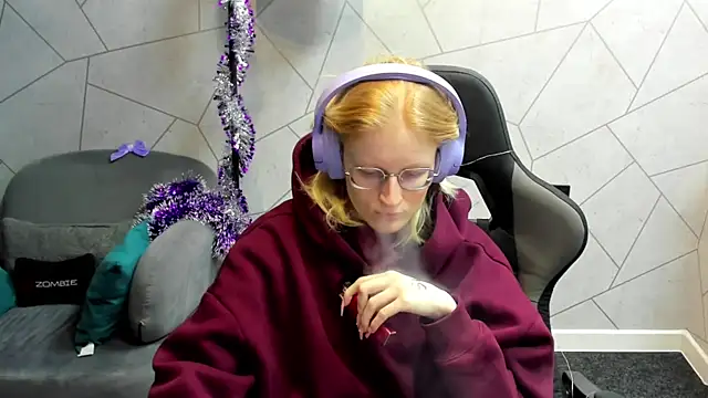 ElizabethHarpper online show from December 23, 12:52 am