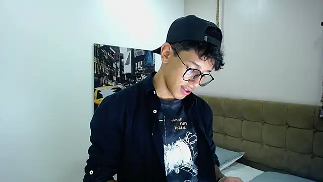 RyanPricee online show from January 17, 7:49 pm