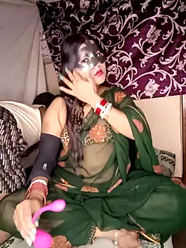 Hot muskaan online show from January 6, 5:27 pm