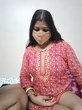 Hot muskaan online show from July 4, 4:13 pm