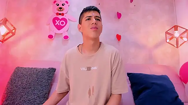 Angel Khouri online show from February 21, 3:45 am