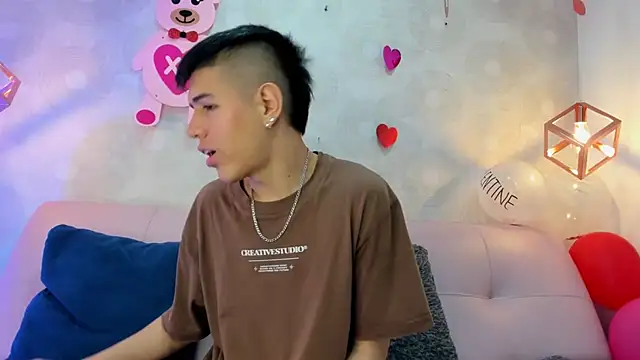 Angel Khouri online show from February 25, 3:31 am