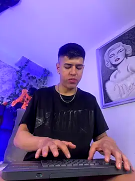 Angel Khouri online show from October 26, 1:11 am