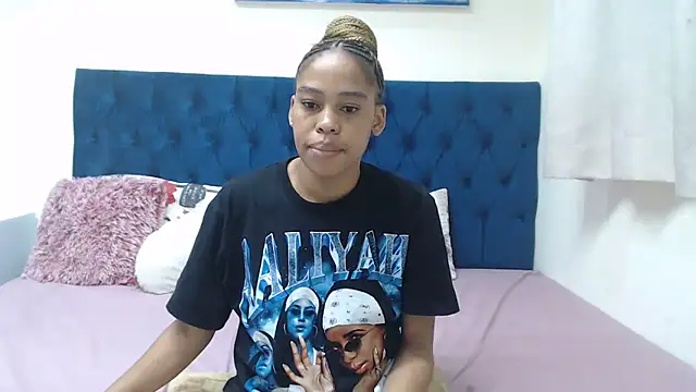 naughtiest baddy online show from February 9, 6:37 pm