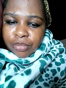 Snapshot of SexyLadyBoosxx chatting on December 14, 9:52 pm SexyLadyBoosxx online show from December 14, 9:52 pm