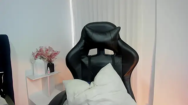 Xewa  online show from March 1, 8:10 pm