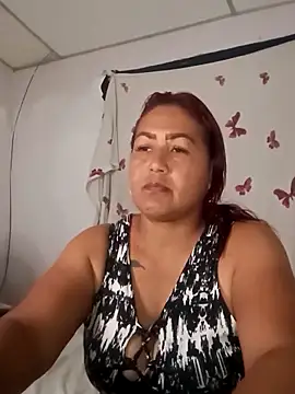 Snapshot of Abigail_BigTits chatting on January 13, 3:01 am Abigail BigTits online show from January 13, 3:01 am