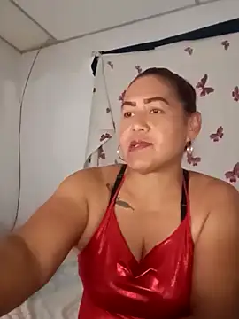 Snapshot of Abigail_BigTits chatting on January 25, 2:47 am Abigail BigTits online show from January 25, 2:47 am