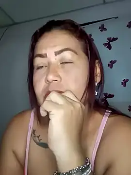 Snapshot of Abigail_BigTits chatting on February 24, 2:58 pm Abigail BigTits online show from February 24, 2:58 pm