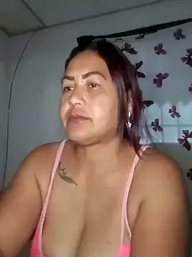 Snapshot of Abigail_BigTits chatting on March 15, 7:38 pm Abigail BigTits online show from March 15, 7:38 pm