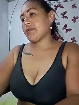 Snapshot of Abigail_BigTits chatting on March 22, 4:56 am Abigail BigTits online show from March 22, 4:56 am