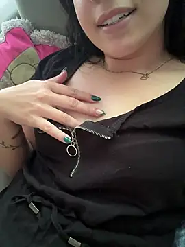 Snapshot of ferbryan chatting on January 10, 4:31 pm ferbryan online show from January 10, 4:31 pm