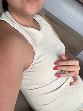 Snapshot of ferbryan chatting on February 28, 6:09 pm ferbryan online show from February 28, 6:09 pm