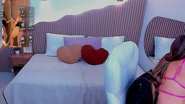 Annie kurt  online show from September 12, 5:24 pm