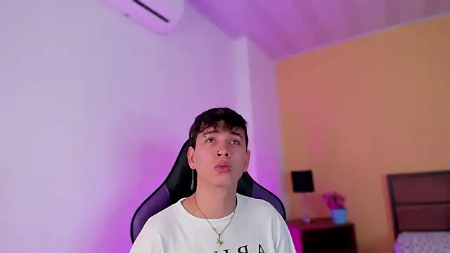 Brian-Ausslos online show from December 29, 4:38 am