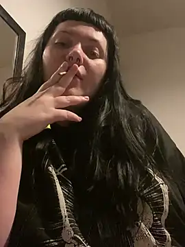 Gothicsiren online show from February 2, 2:17 am