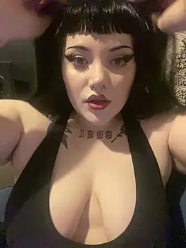 Gothicsiren online show from February 23, 3:29 pm