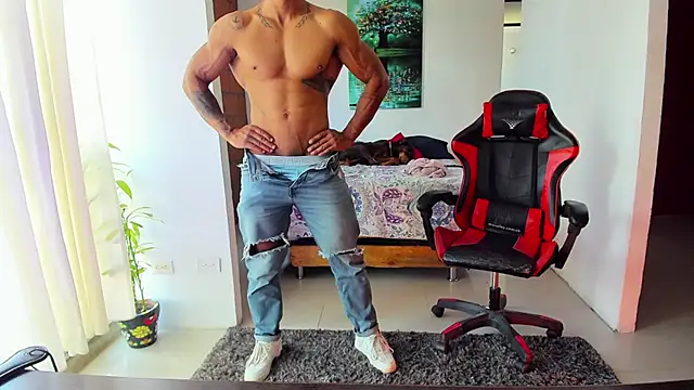 Adam Valenciia online show from September 22, 4:20 pm