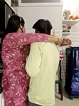 Best-Couple online show from March 17, 5:34 am