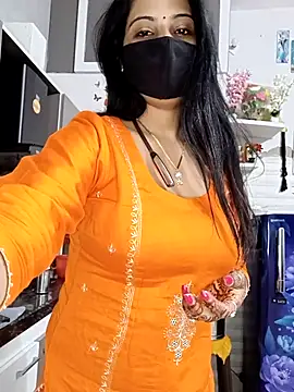 Best-Couple online show from February 17, 3:58 am