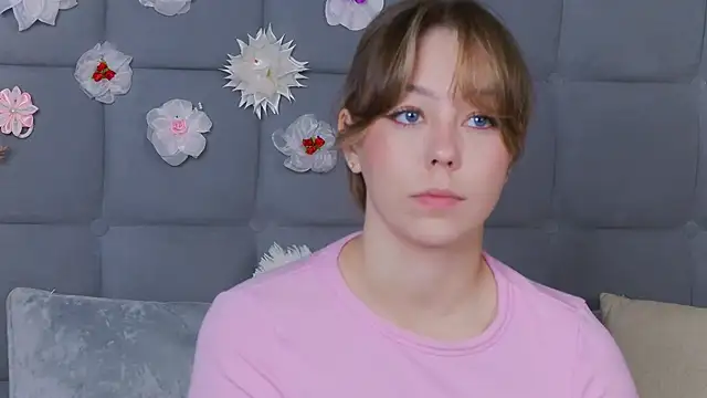 TheEmma online show from October 5, 7:07 am