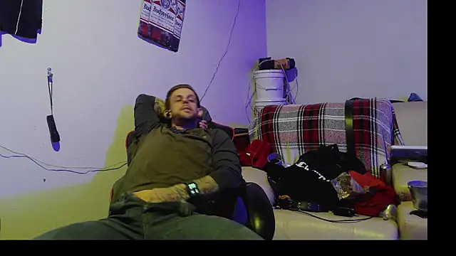 JamesMichael88 online show from February 26, 3:21 am