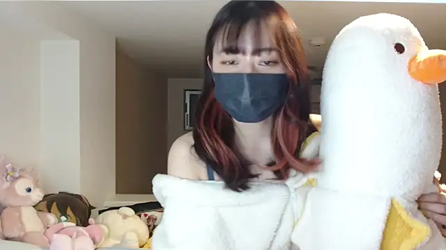 Snapshot of pipimi_khaos chatting on February 11, 6:33 pm pipimi khaos online show from February 11, 6:33 pm